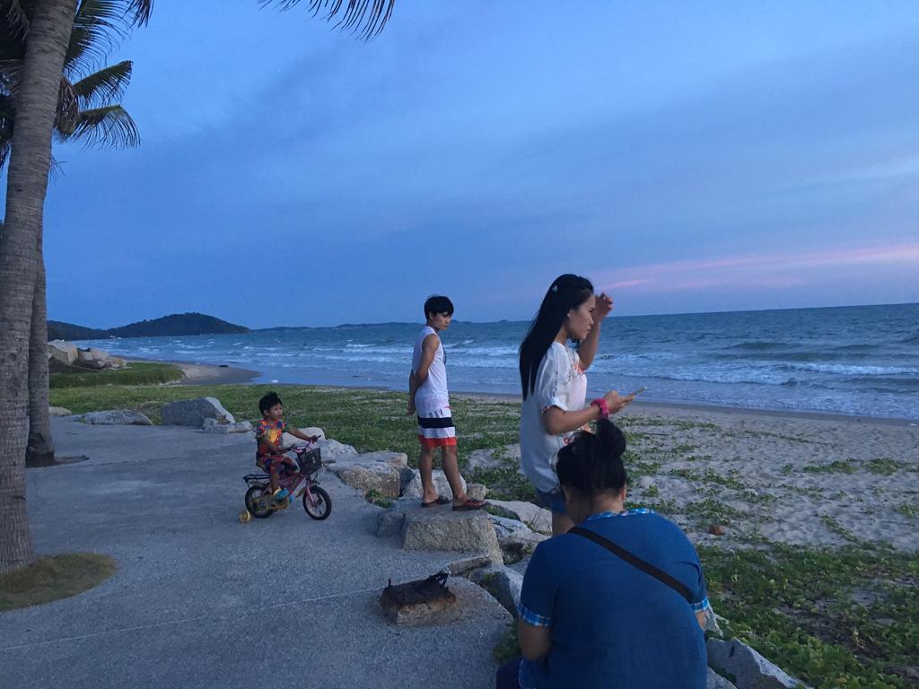 Rayong Condochain By Rainbow Ban Phe Exterior foto